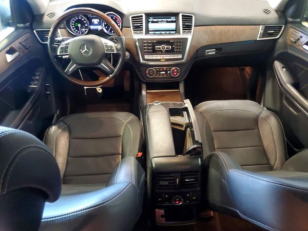 2015 MERCEDES-BENZ GL GL550 4MATIC