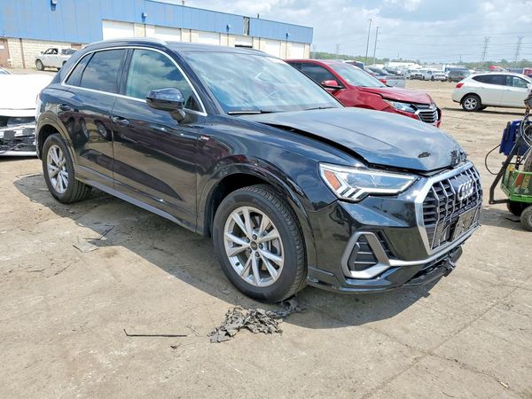 2023 AUDI Q3