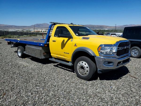 2019 RAM 5500 REG CAB CHASSIS