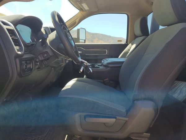 2019 RAM 5500 REG CAB CHASSIS