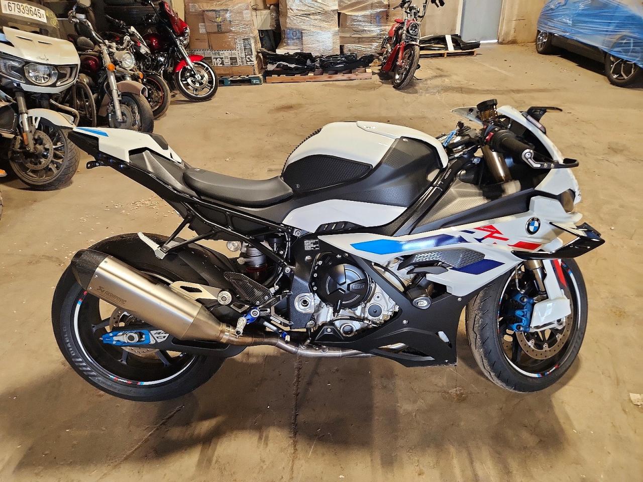 2024 BMW S 1000