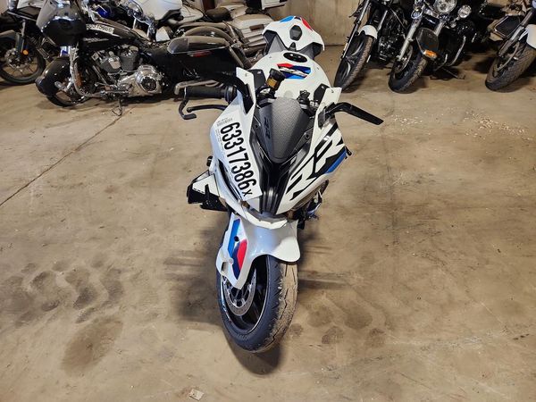 2024 BMW S 1000