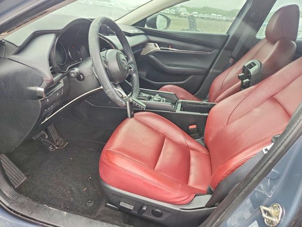 2023 MAZDA 3 Preferred Package