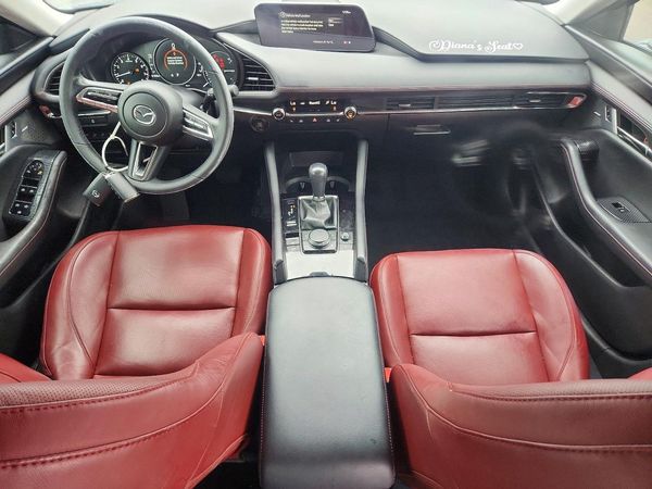 2023 MAZDA 3 Preferred Package