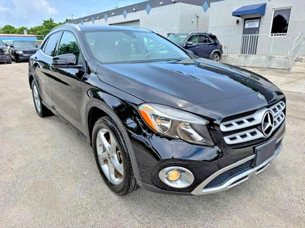 2018 MERCEDES-BENZ GLA GLA250