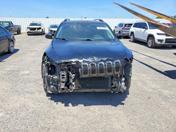 2017 JEEP CHEROKEE Sport