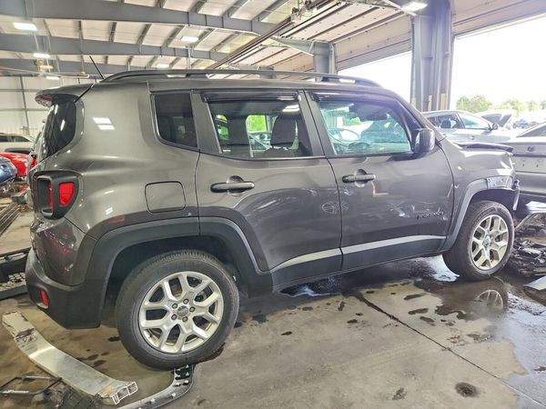 2017 JEEP RENEGADE LATITUDE 4X4