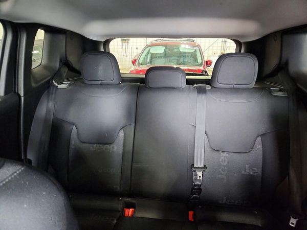 2017 JEEP RENEGADE LATITUDE 4X4