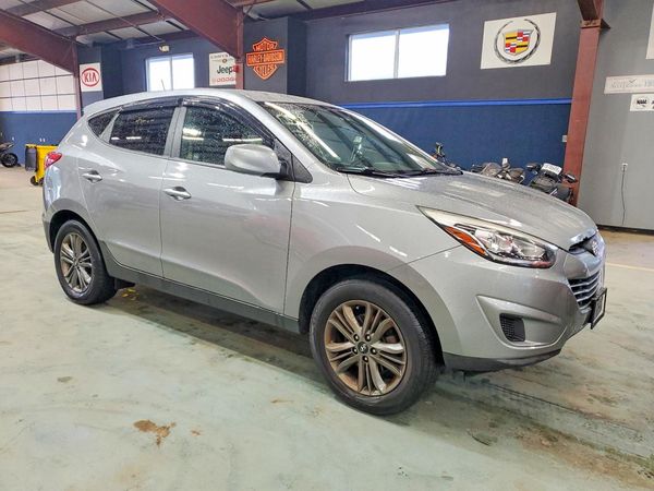 2015 HYUNDAI TUCSON GL (Middle-Low)
