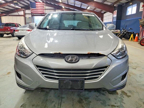 2015 HYUNDAI TUCSON GL (Middle-Low)