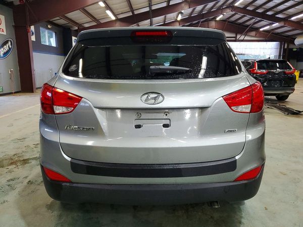 2015 HYUNDAI TUCSON GL (Middle-Low)
