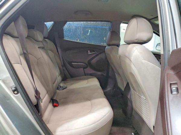 2015 HYUNDAI TUCSON GL (Middle-Low)