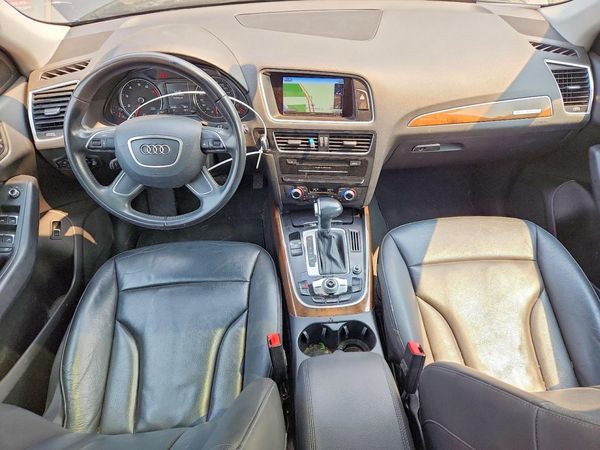 2017 AUDI Q5 quattro Premium