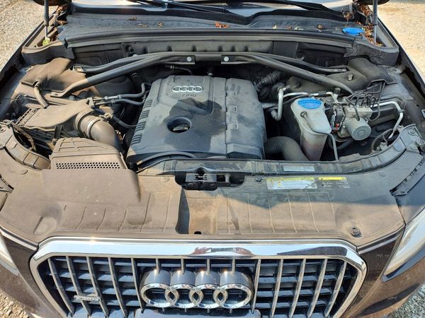 2017 AUDI Q5 quattro Premium