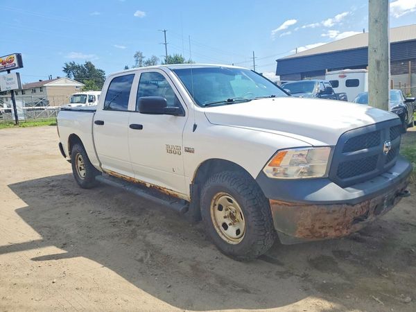 2015 RAM 1500 ST
