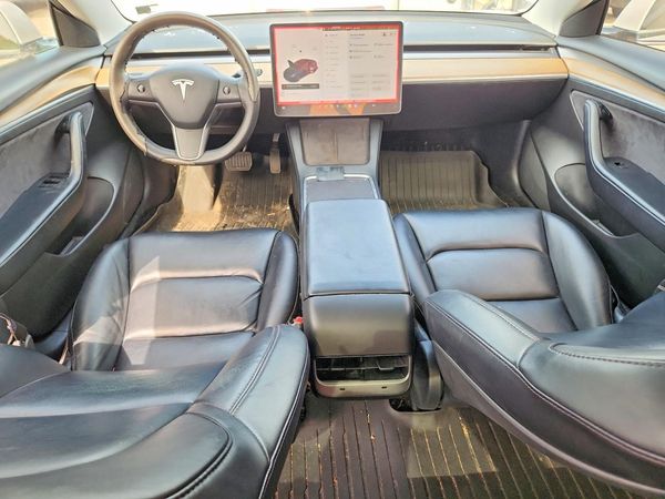 2021 TESLA MODEL 3