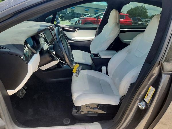 2017 TESLA MODEL X