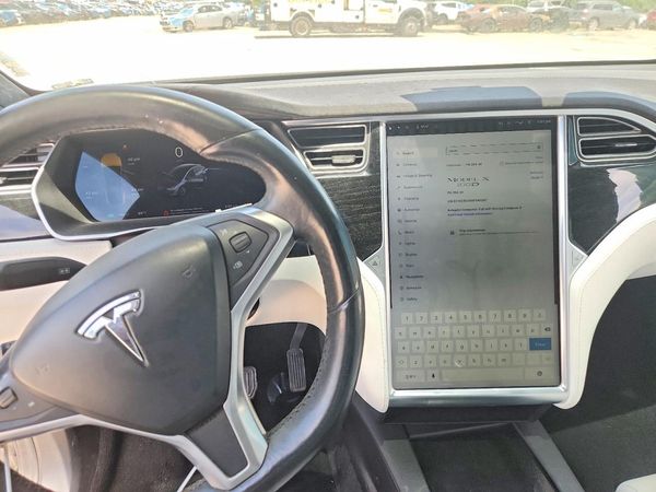 2017 TESLA MODEL X