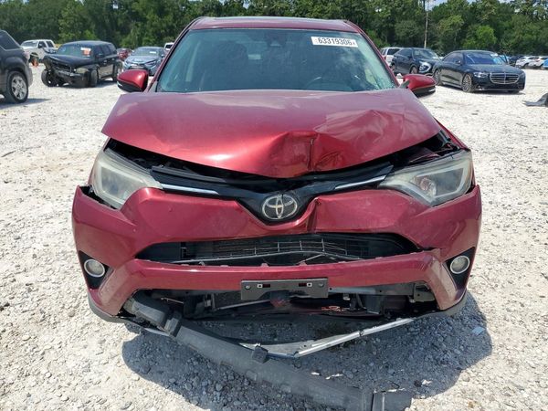 2018 TOYOTA RAV4 Adventure/XLE
