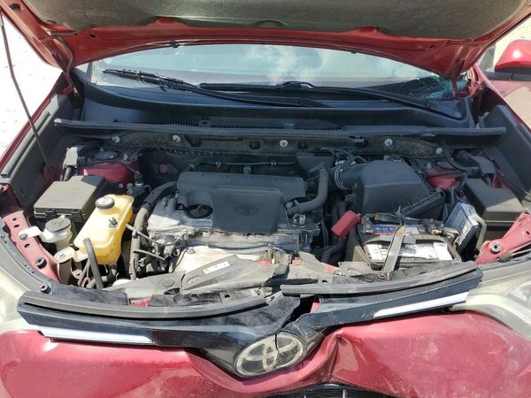 2018 TOYOTA RAV4 Adventure/XLE