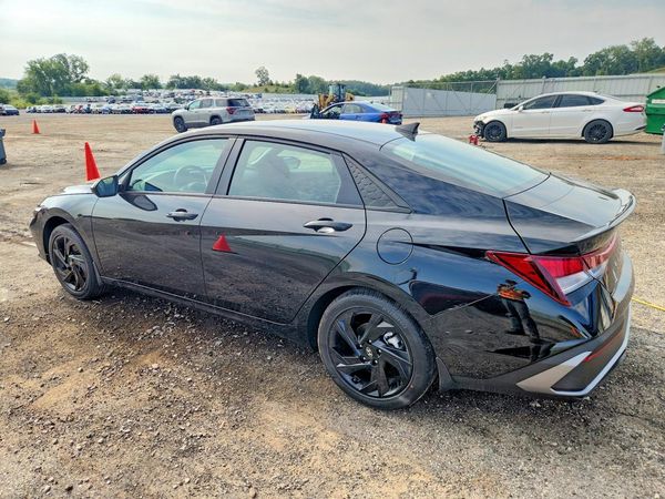 2026 HYUNDAI ELANTRA