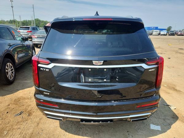 2021 CADILLAC XT6 Premium Luxury