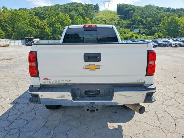 2017 CHEVROLET SILVERADO LTZ