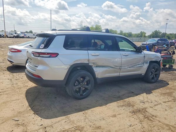 2025 JEEP GRAND CHEROKEE