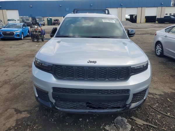 2025 JEEP GRAND CHEROKEE