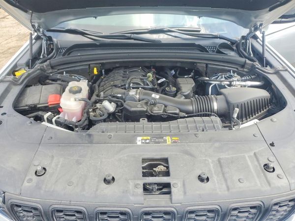 2025 JEEP GRAND CHEROKEE