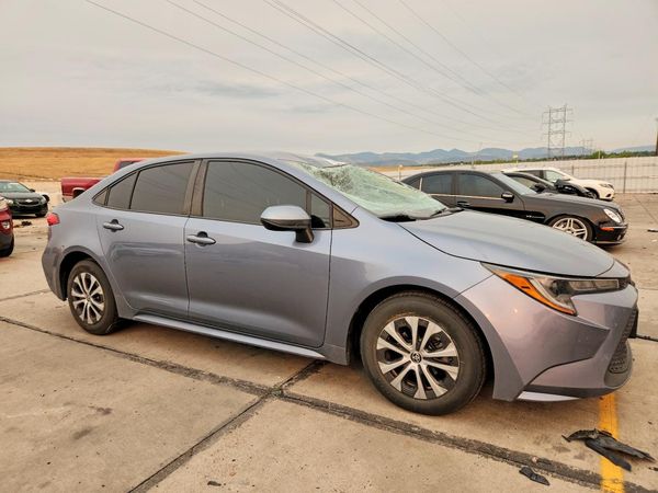 2022 TOYOTA COROLLA LE