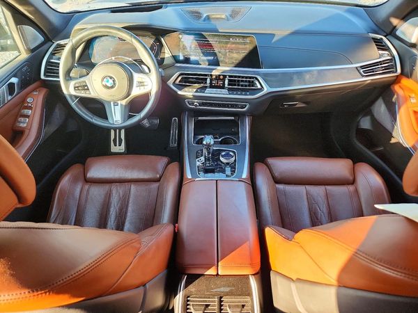 2021 BMW X7 M50i