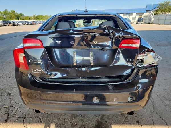 2012 VOLVO S60