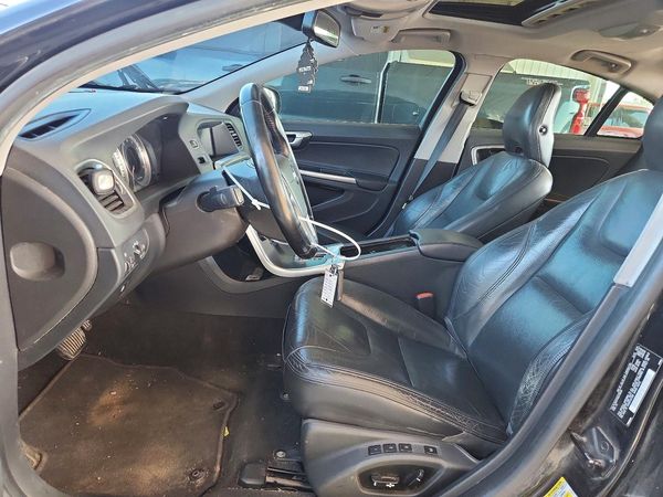 2012 VOLVO S60