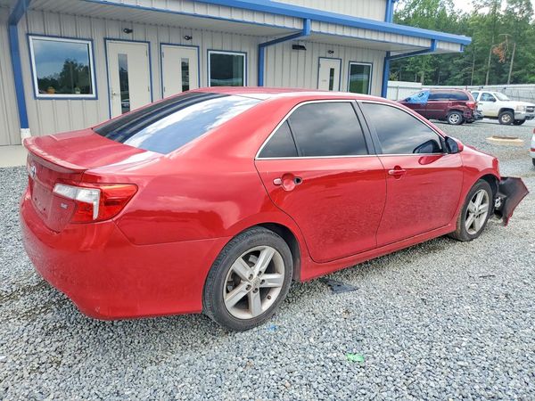 2013 TOYOTA CAMRY