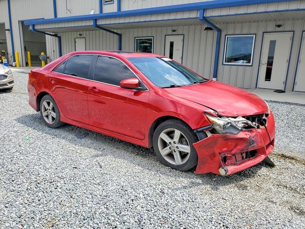 2013 TOYOTA CAMRY