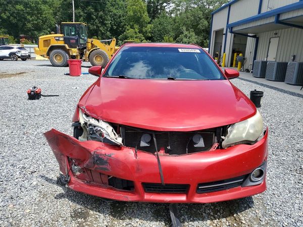 2013 TOYOTA CAMRY