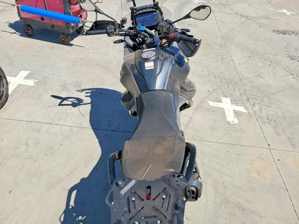 2024 MOTO GUZZI STELVIO