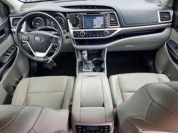 2017 TOYOTA HIGHLANDER Ltd/Ltd Platinum