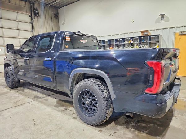 2022 TOYOTA TUNDRA Limited