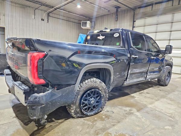 2022 TOYOTA TUNDRA Limited