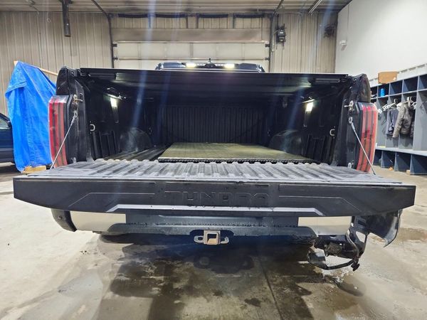 2022 TOYOTA TUNDRA Limited