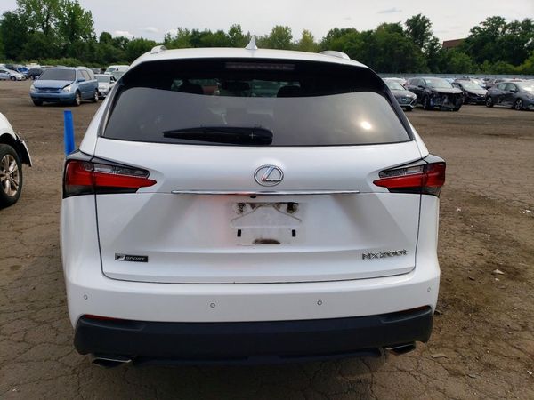 2015 LEXUS NX 200t Luxury