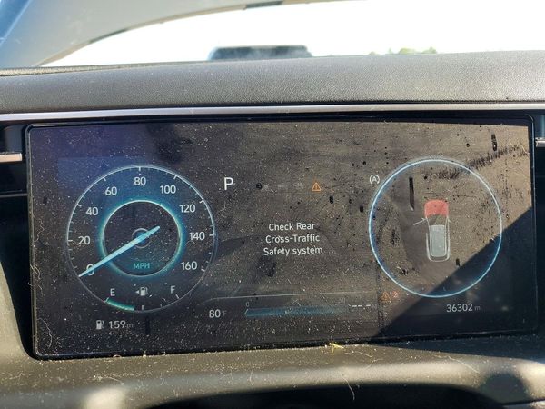 2024 HYUNDAI TUCSON SE
