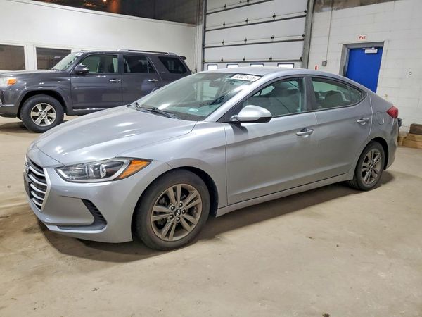 2017 HYUNDAI ELANTRA