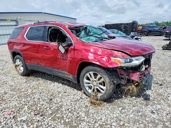 2018 CHEVROLET TRAVERSE LT — Passenger 3/4