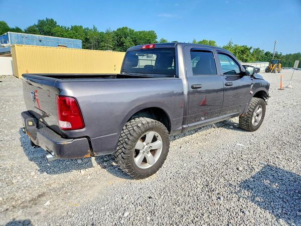 2014 RAM 1500 ST CREW CAB 4X4