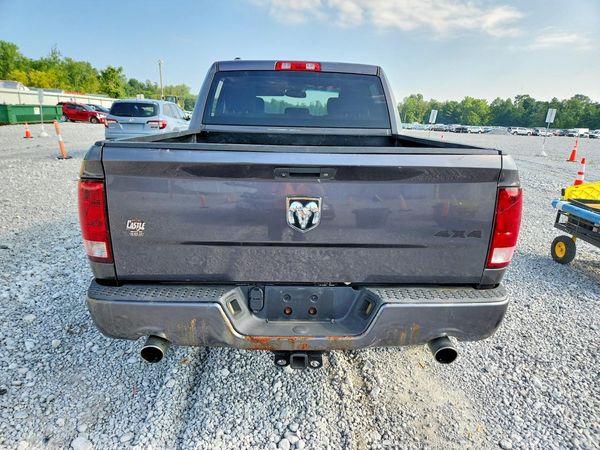 2014 RAM 1500 ST CREW CAB 4X4