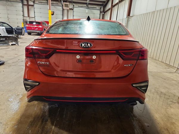 2021 KIA FORTE GT Line