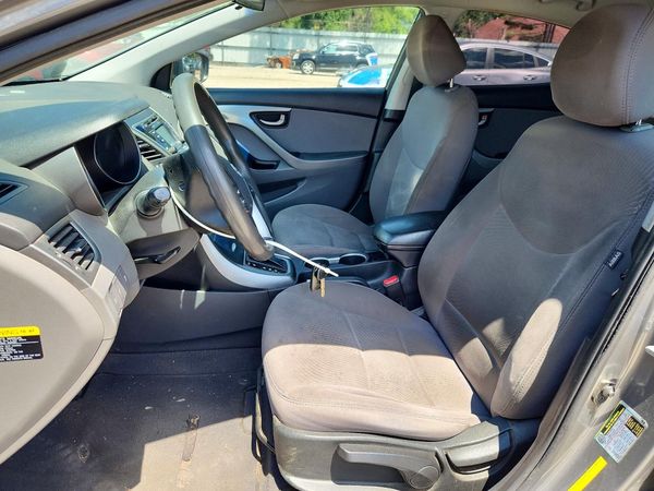 2014 HYUNDAI ELANTRA GLS(Middle)